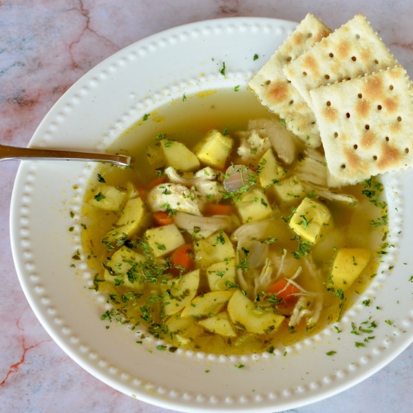 Low-Carb Chicken-Vegetable Soup