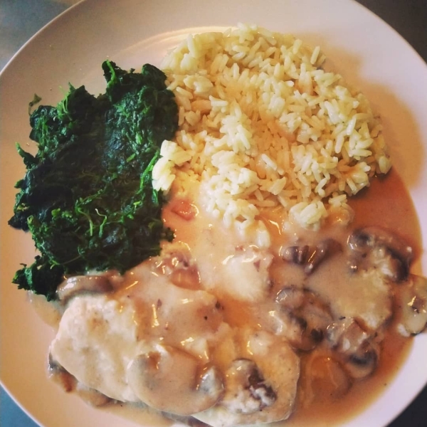 Pork Chops in Sherry-Mushroom Gravy