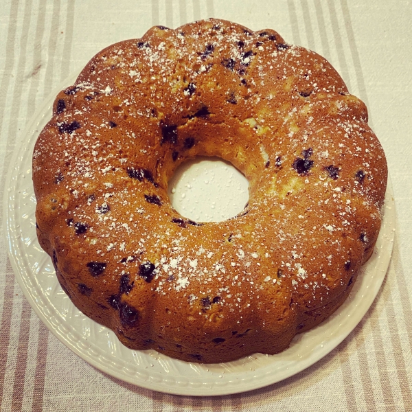 Better-Than-Starbucks Blueberry Pound Cake