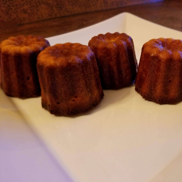 Canelés de Bordeaux