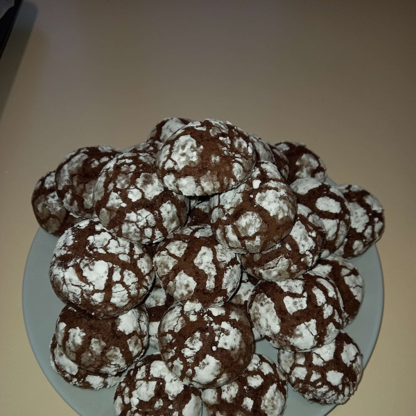 Chocolate Crinkle Cookies