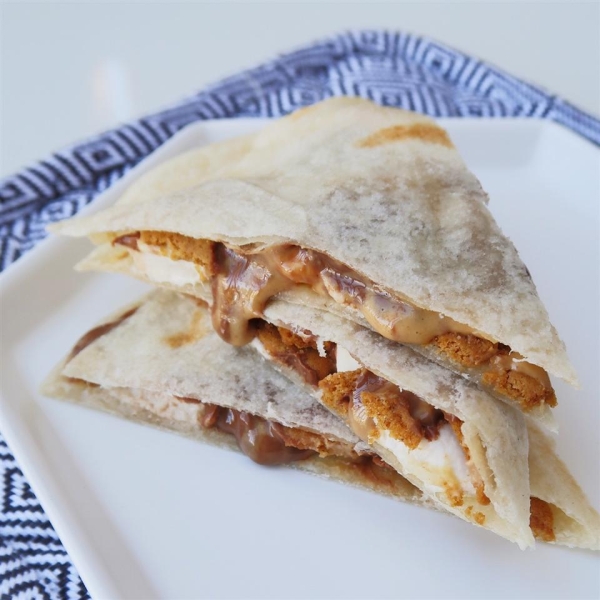 Gooey Tortilla S'more