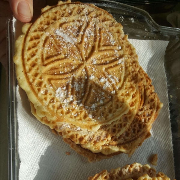 Grandma's Italian Pizzelle Cookies