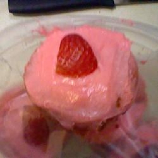 Strawberry Cake IV