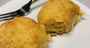 Garlic Cheese Biscuits