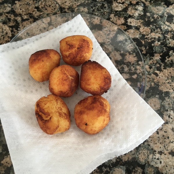 Surullitos de Maiz (Cornmeal Sticks)