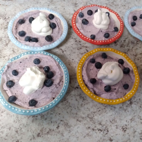 Mini Blueberry-Marscarpone Pies