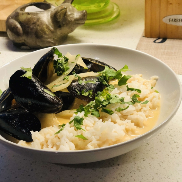 Thai Steamed Mussels