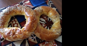 Simit (Turkish Sesame Bread Rings)