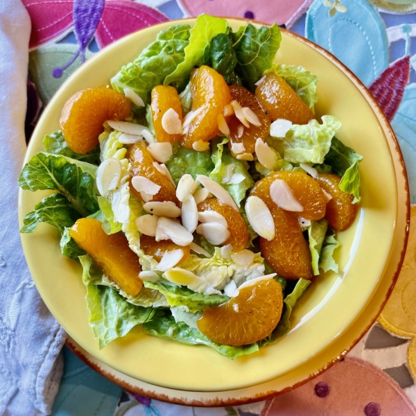 Tossed Romaine and Orange Salad