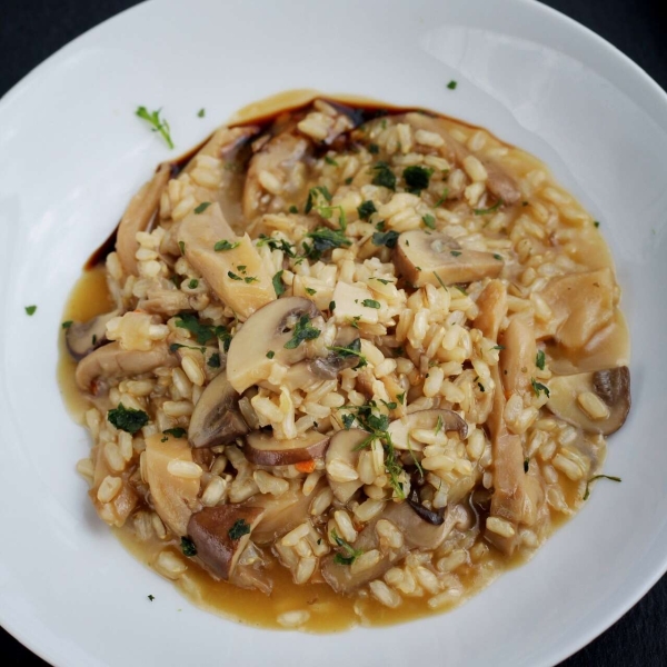 Instant Pot Brown Rice and Mushroom Risotto (Vegan and Gluten-Free)