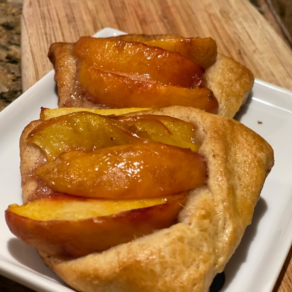 Chef John's Peach Tartlets