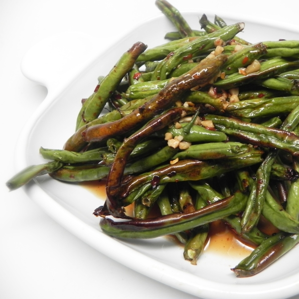 Air Fryer Spicy Green Beans