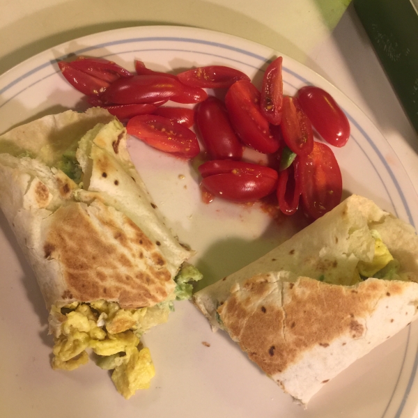 Avocado, Cream Cheese, and Egg Burrito