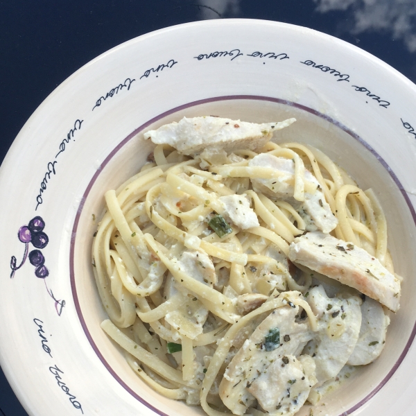 Creamy Chicken on Linguine