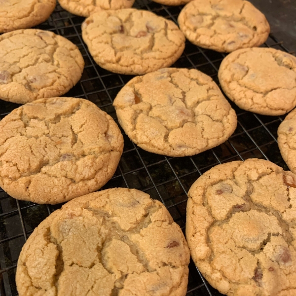 Salted Caramel Chocolate Chip Cookies