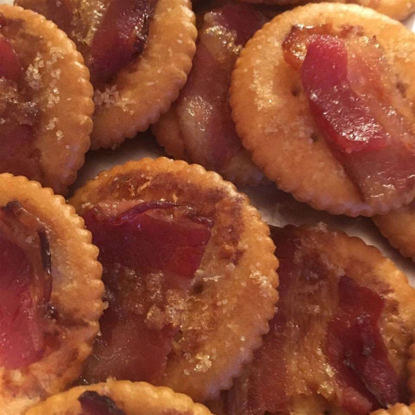 Sweet Bacon Crackers