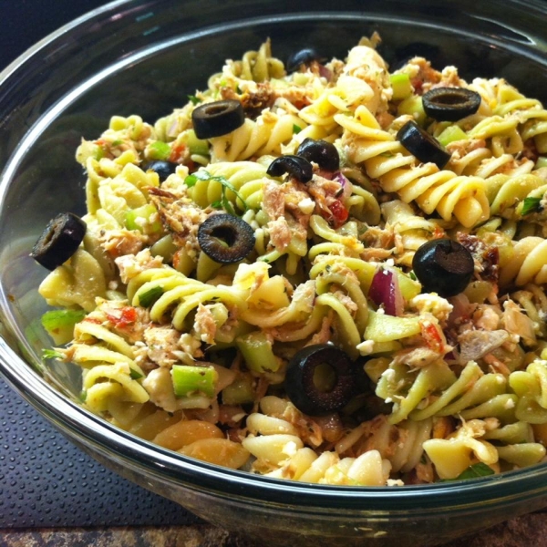 Tuna Souvlaki Pasta Salad