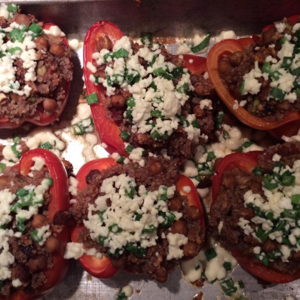 Stuffed Red Pepper with Quinoa and Chickpeas