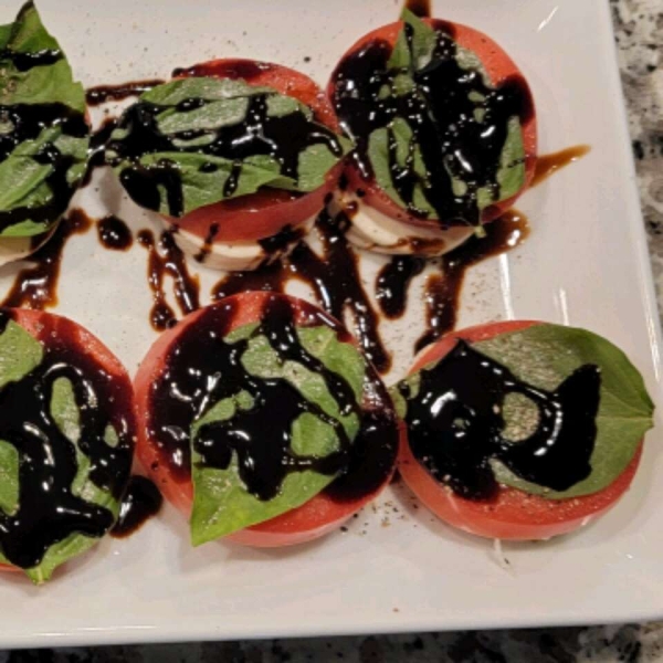 Caprese Salad with Balsamic Reduction