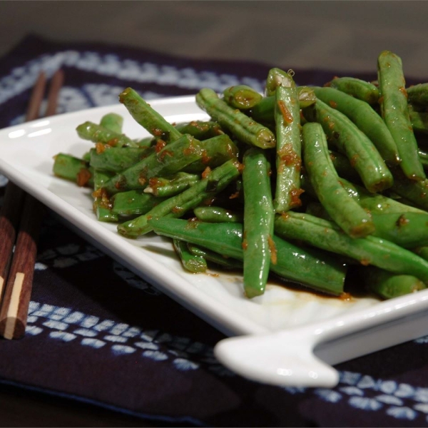 Asian-Inspired Green Bean Salad