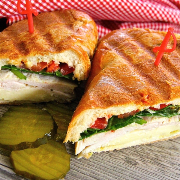 Grilled Turkey and Swiss Sandwich