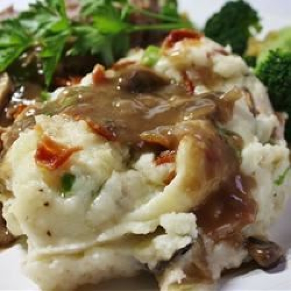 Mashed Potatoes with Fried Mushroom, Bacon, and Onion