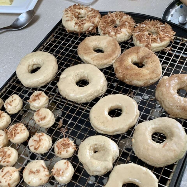 Easy Baked Doughnuts