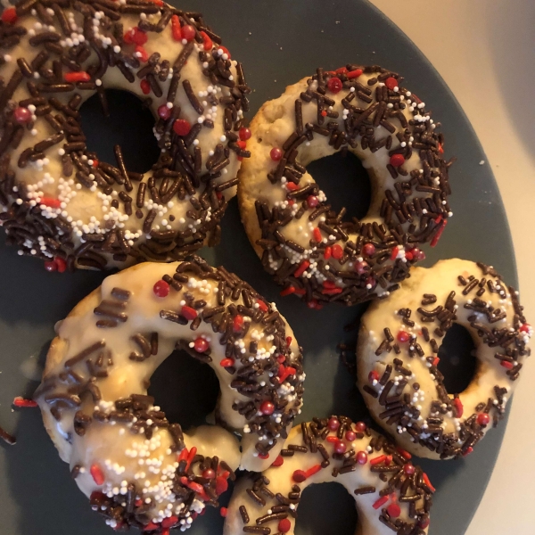 Easy Baked Doughnuts