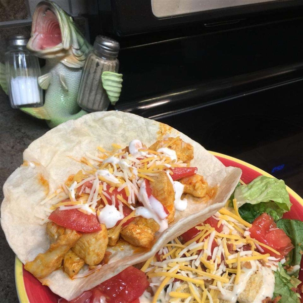 Buffalo Chicken and Ranch Wraps