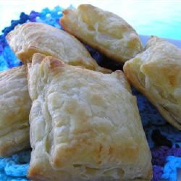 Pasteles De Coco (Coconut Pastries)