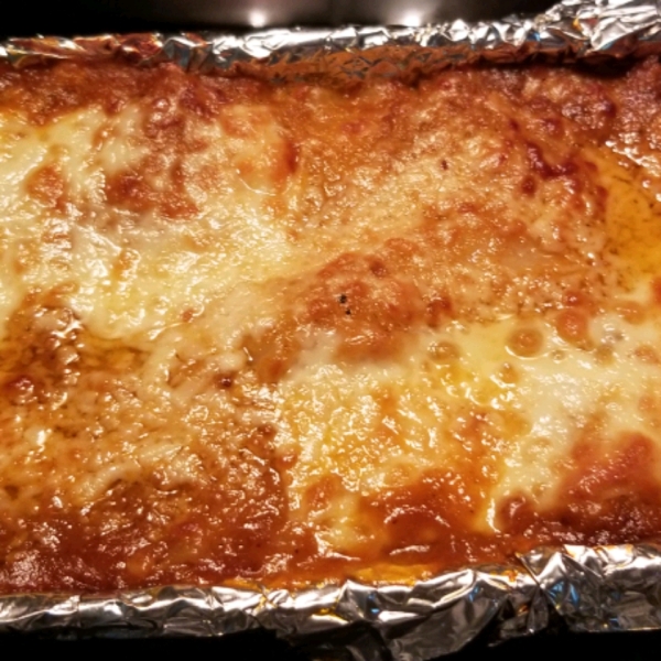 Classic and Simple Meat Lasagna