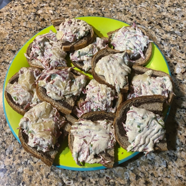 Nikki's Corned Beef and Swiss Cheese Bites