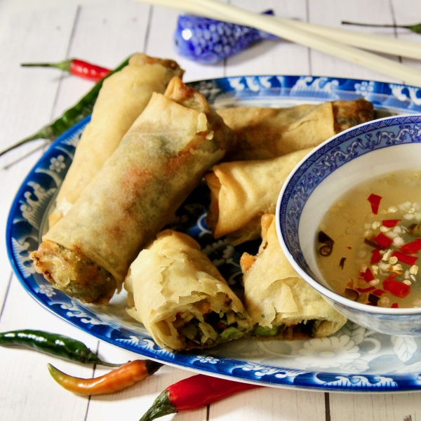 Thai Dipping Sauce for Spring Rolls (Nam Jim Po Piah)