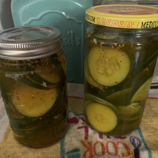 Lazy Housewife Pickles