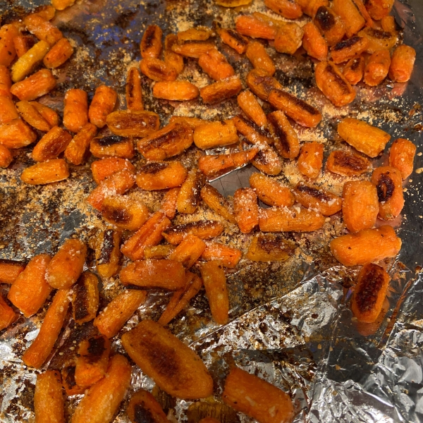 Roasted Parmesan-Garlic Carrots