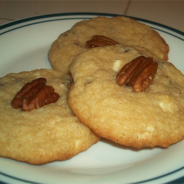 White Chocolate Chunk Pecan Cookies