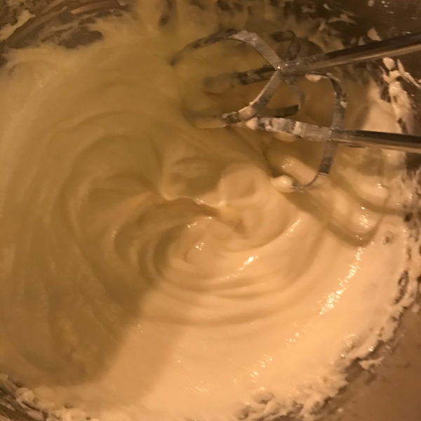 Simple and Delicious Buttercream Frosting