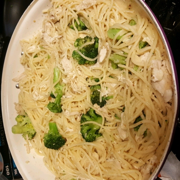 Spaghetti with Broccoli and Chicken