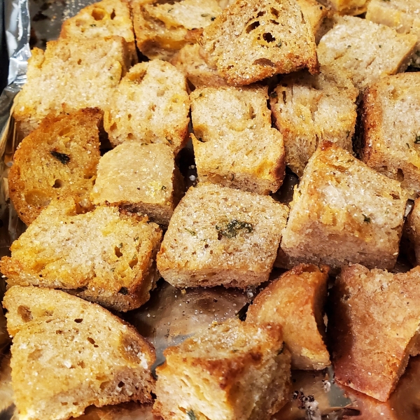 Garlic Croutons