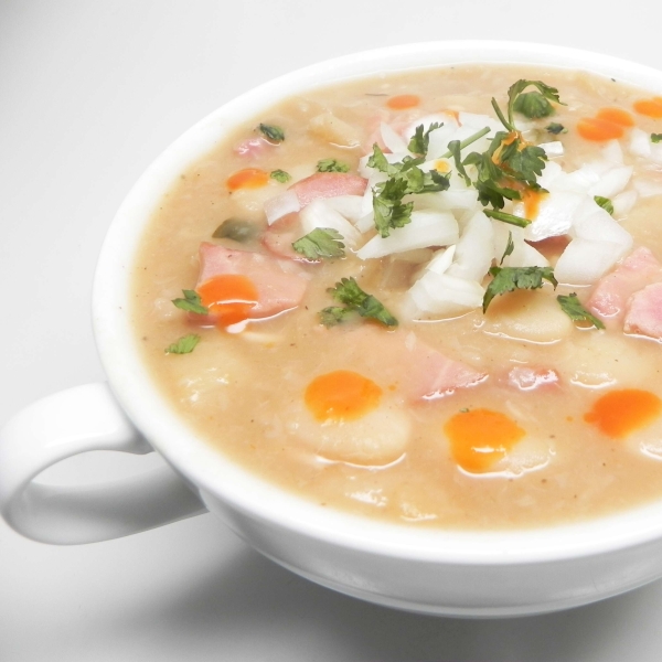 Holiday Spiral Ham and Lima Bean Soup