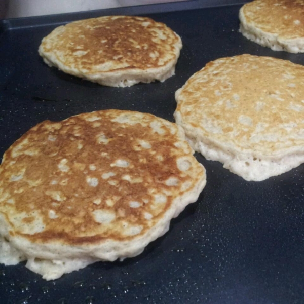 Hearty Oatmeal Pancakes