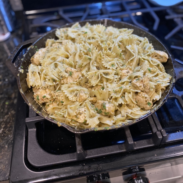 Teena's Spicy Pesto Chicken and Pasta