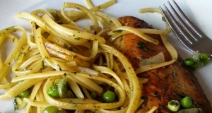 Broth Pesto with Pasta, Peas, and Chicken