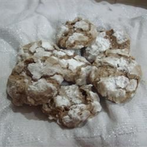 Yummy Chocolate Crinkle Cookies