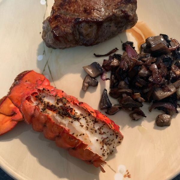 Easy Broiled Lobster Tails