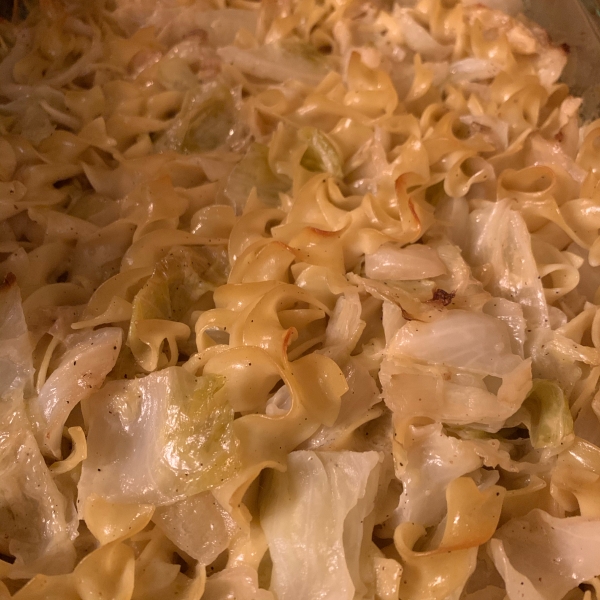 Creamy Cabbage with Noodles