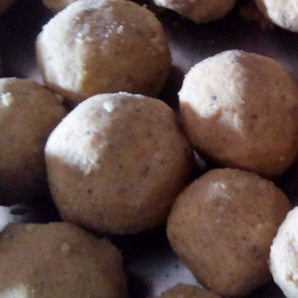 Besan Ladoo