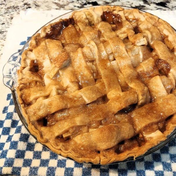Chef John's Caramel Apple Pie