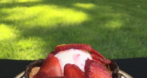 Strawberries and Cream Taco Cup